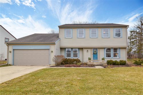 2027 Sherwood, Wheaton, IL 60189