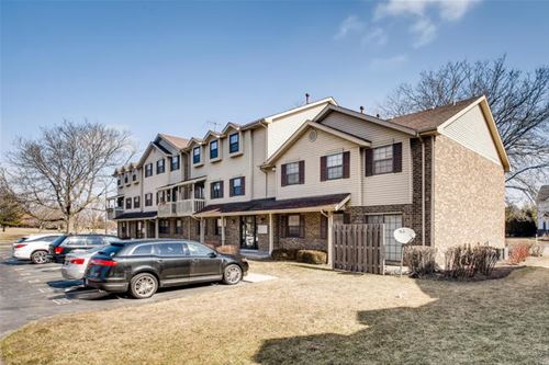 1482 W Jefferson Unit E, Naperville, IL 60540