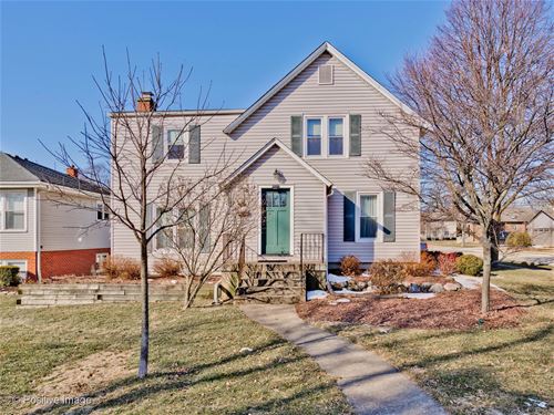 830 N Vail, Arlington Heights, IL 60004