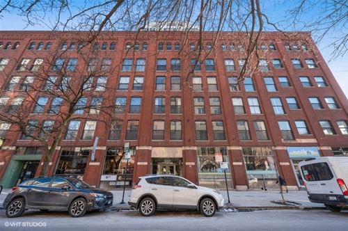 225 W Huron Unit 418, Chicago, IL 60654