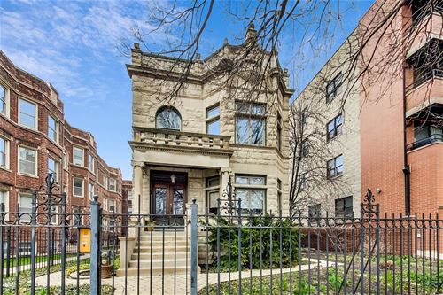 940 W Cuyler, Chicago, IL 60613