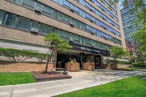 350 W Oakdale Unit 914, Chicago, IL 60657