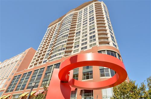 807 Davis Unit 513, Evanston, IL 60201