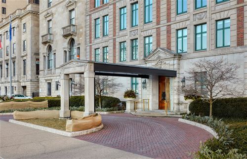 1540 N Lake Shore Unit 8N, Chicago, IL 60610