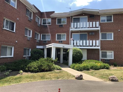 25 E Palatine Unit 106, Arlington Heights, IL 60004