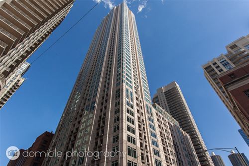 33 W Ontario Unit 28B, Chicago, IL 60654