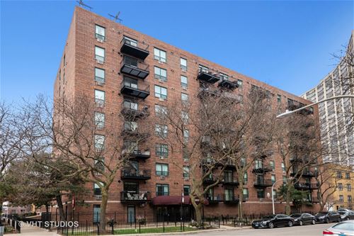 3900 N Pine Grove Unit 412, Chicago, IL 60613