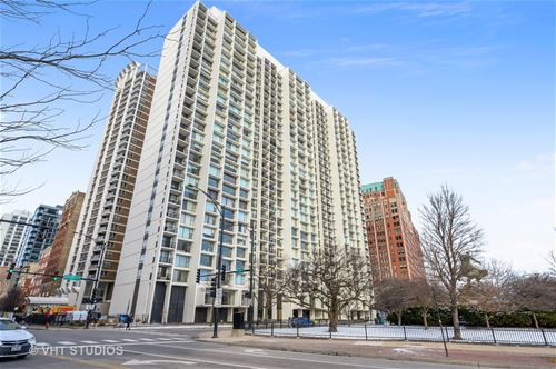 3200 N Lake Shore Unit 1008, Chicago, IL 60657