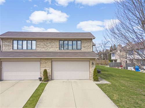 318 S Dominion Unit 318, Wood Dale, IL 60191