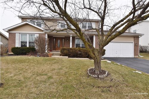 665 Andrew, Carol Stream, IL 60188