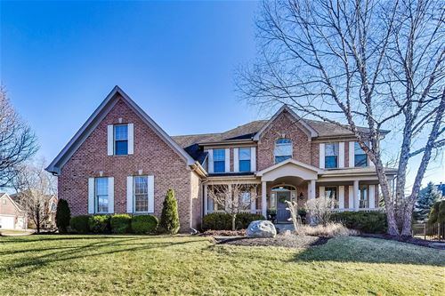 3025 Majestic Oaks, St. Charles, IL 60174