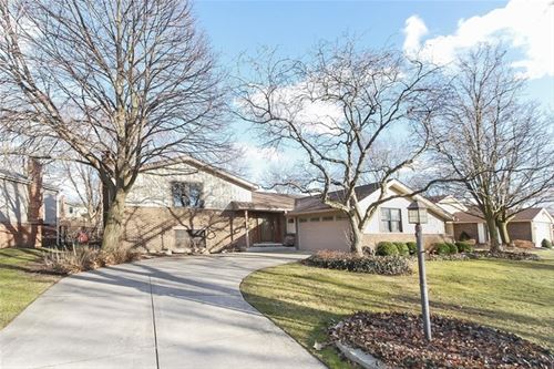 2811 N Dryden, Arlington Heights, IL 60004