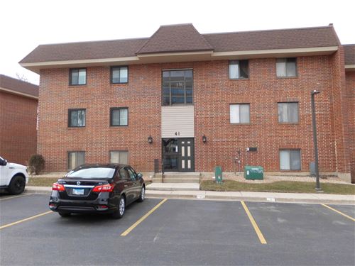 41 E Janata Unit 2A, Lombard, IL 60148