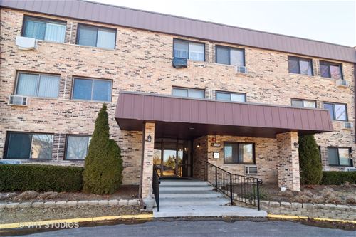 1205 E Hintz Unit 309, Arlington Heights, IL 60004