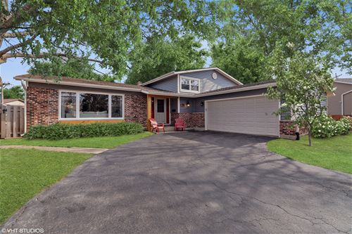 106 E Berkley, Arlington Heights, IL 60004