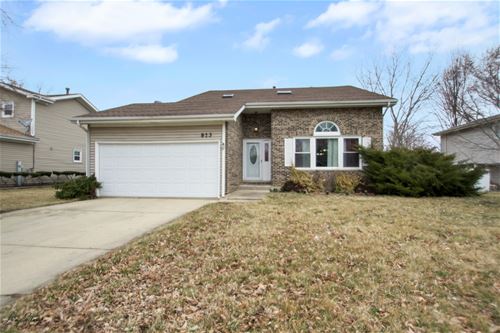 823 River, Carol Stream, IL 60188