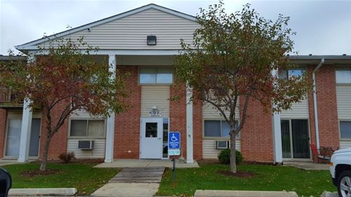 673 E Fullerton Unit 209, Glendale Heights, IL 60139