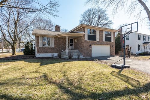 379 Greenfield, Glen Ellyn, IL 60137