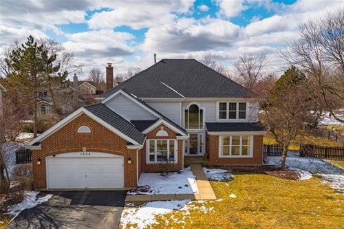 1304 Saddlebrook, Bartlett, IL 60103