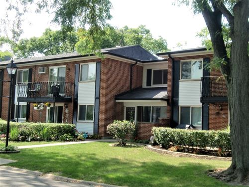 2435 E Brandenberry Unit 2L, Arlington Heights, IL 60004