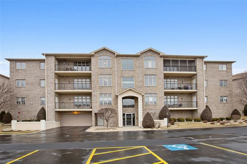 18600 S Pine Lake Unit 2A, Tinley Park, IL 60477