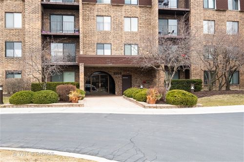 2100 Valencia Unit 404B, Northbrook, IL 60062