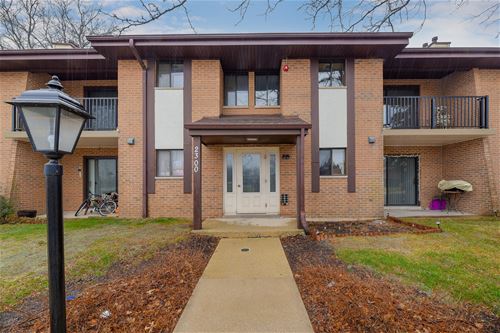 2300 83rd Unit 106, Woodridge, IL 60517