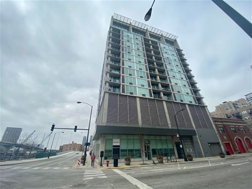 700 W Van Buren Unit 1201, Chicago, IL 60607