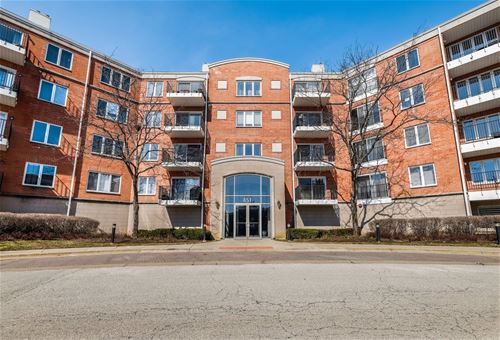 451 Town Unit 205, Buffalo Grove, IL 60089