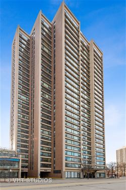 1850 N Clark Unit 907, Chicago, IL 60614