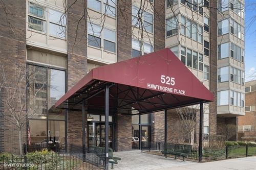 525 W Hawthorne Unit 2302, Chicago, IL 60657