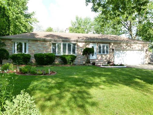 2N653 Diane, Glen Ellyn, IL 60137