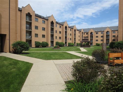 7410 W Lawrence Unit 113, Harwood Heights, IL 60706