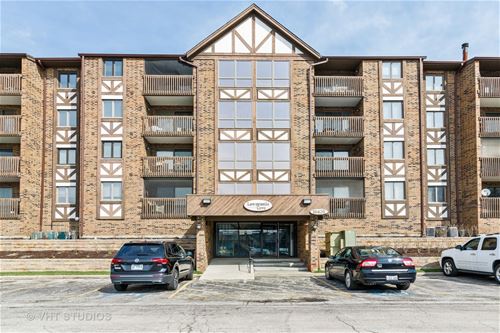 10420 Circle Unit 45B, Oak Lawn, IL 60453