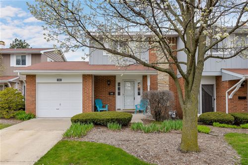 1163 Hertford, Wheaton, IL 60189