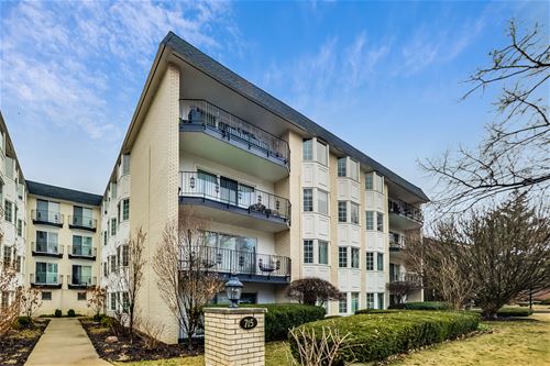 715 Ridge Unit 4CN, Wilmette, IL 60091