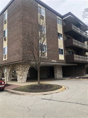 1321 S Finley Unit 107, Lombard, IL 60148