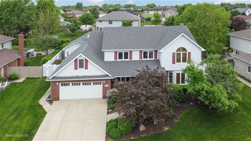 1075 Sweetwater, New Lenox, IL 60451