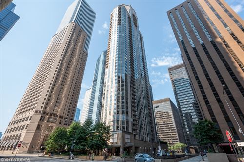 222 N Columbus Unit 406, Chicago, IL 60601