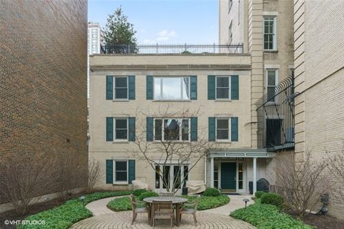 1544 N State Unit A3, Chicago, IL 60610