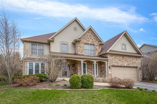 775 Chasewood, South Elgin, IL 60177