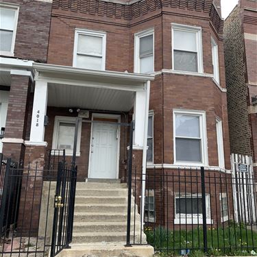 4018 W Van Buren, Chicago, IL 60624