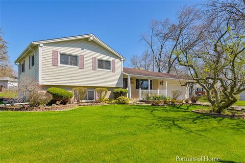 22W370 Teakwood, Glen Ellyn, IL 60137