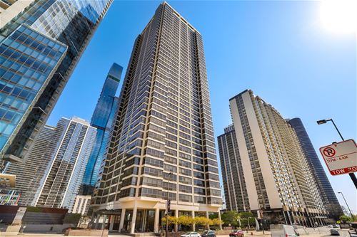 360 E Randolph Unit 1102, Chicago, IL 60601