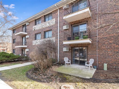 1240 S Lorraine Unit 1D, Wheaton, IL 60189