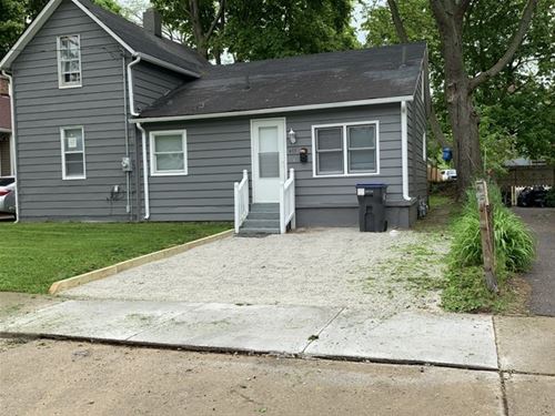 413 N Poplar, Waukegan, IL 60085