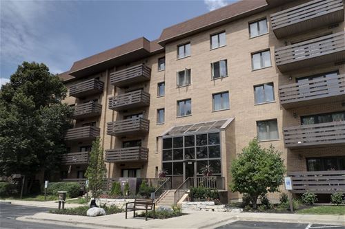 1910 Chestnut Unit D403, Glenview, IL 60025