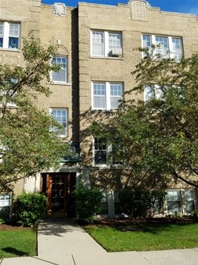 836 S Maple Unit 20, Oak Park, IL 60304