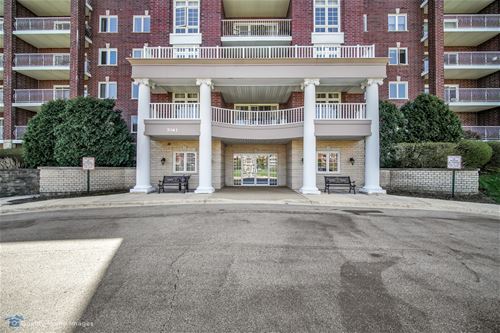 7061 W Touhy Unit 405, Niles, IL 60714