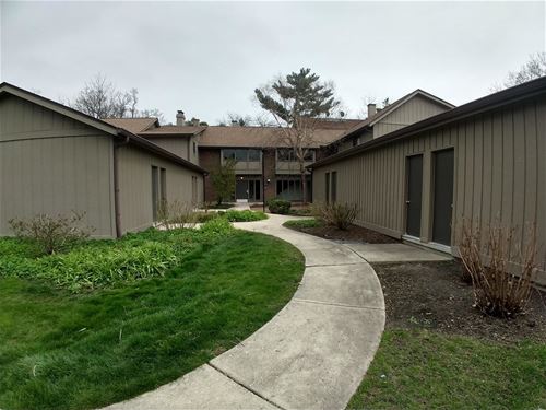 2S661 Enrico Fermi Unit G, Warrenville, IL 60555